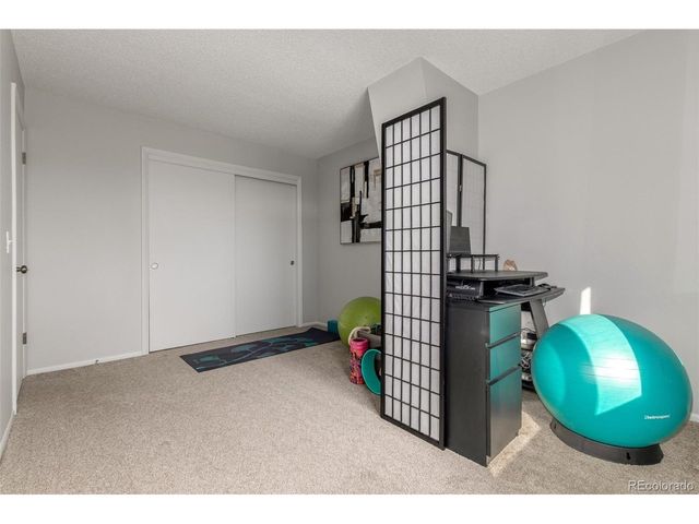 1910 W 102nd Ave, Thornton, CO 80260