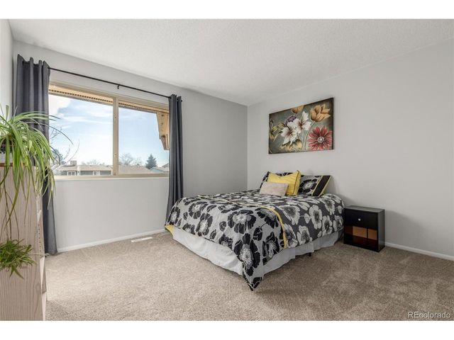 1910 W 102nd Ave, Thornton, CO 80260