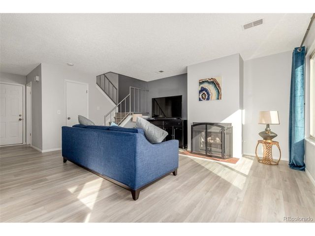 1910 W 102nd Ave, Thornton, CO 80260