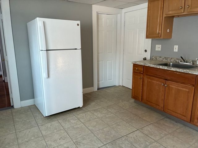 129 South Elm Street B, Haverhill, MA 01835