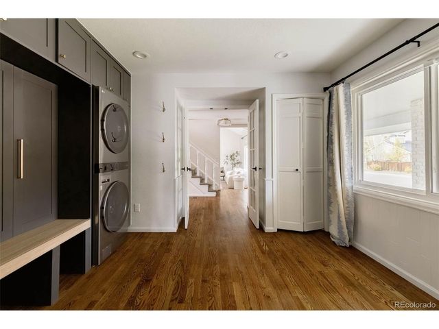 6335 S Geneva Cir, Englewood, CO 80111