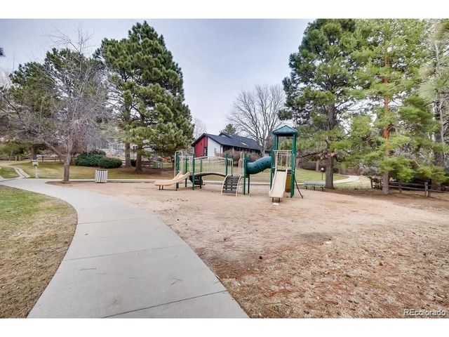 6335 S Geneva Cir, Englewood, CO 80111