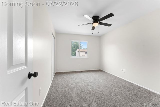 15588 Dupage Boulevard, Taylor, MI 48180