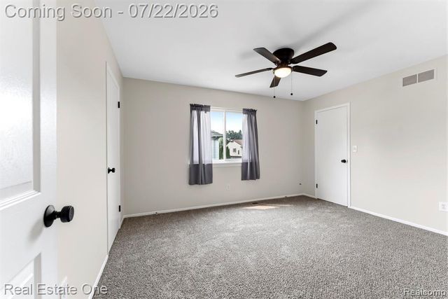 15588 Dupage Boulevard, Taylor, MI 48180