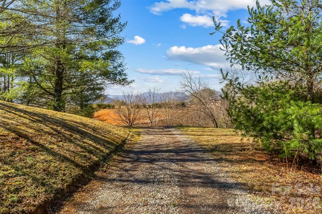 350 Sandy Bottom Road, Marshall, NC 28753