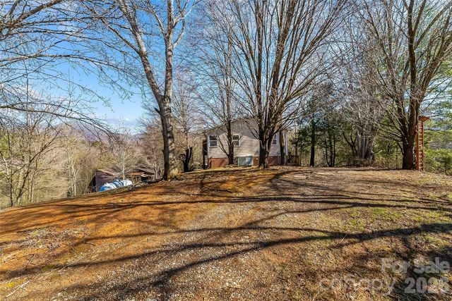 350 Sandy Bottom Road, Marshall, NC 28753