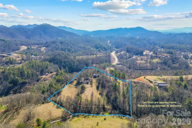 350 Sandy Bottom Road, Marshall, NC 28753