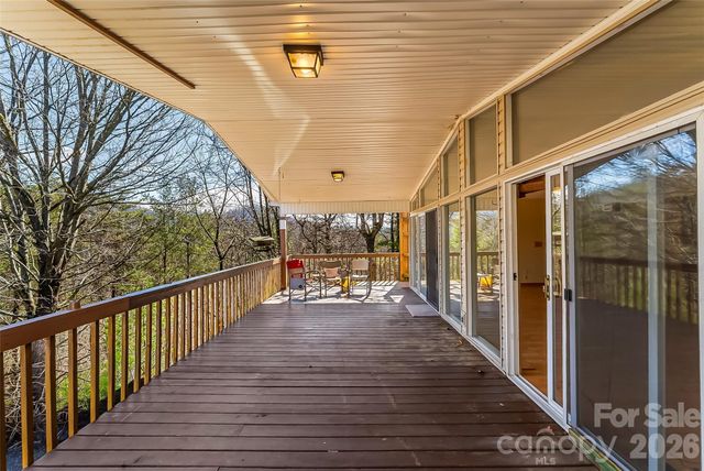 350 Sandy Bottom Road, Marshall, NC 28753