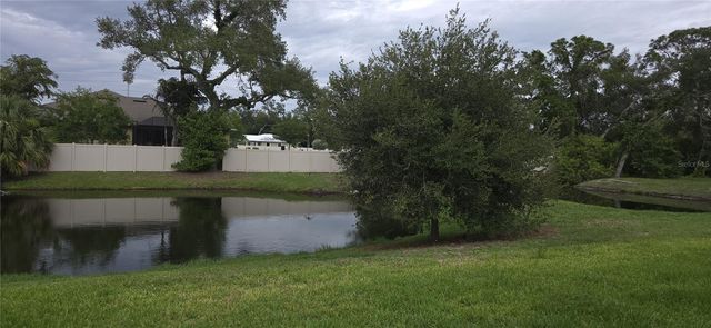 8019 ARTISAN CIRCLE, Seminole, FL 33777