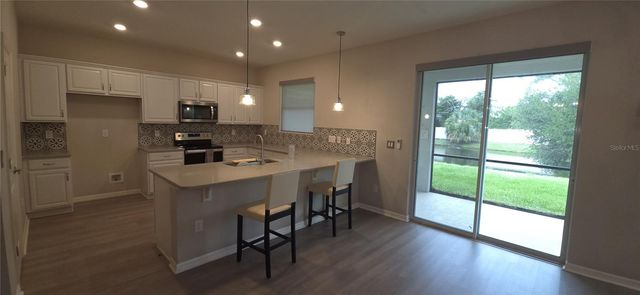8019 ARTISAN CIRCLE, Seminole, FL 33777