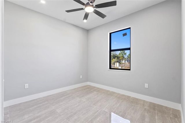 3815 9th ST SW, Lehigh Acres, FL 33976