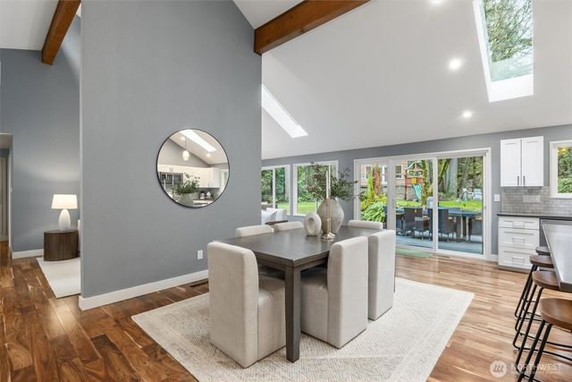 22904 NE 51st St, Redmond, WA 98053