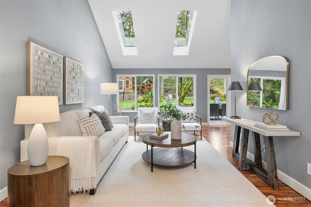 22904 NE 51st St, Redmond, WA 98053