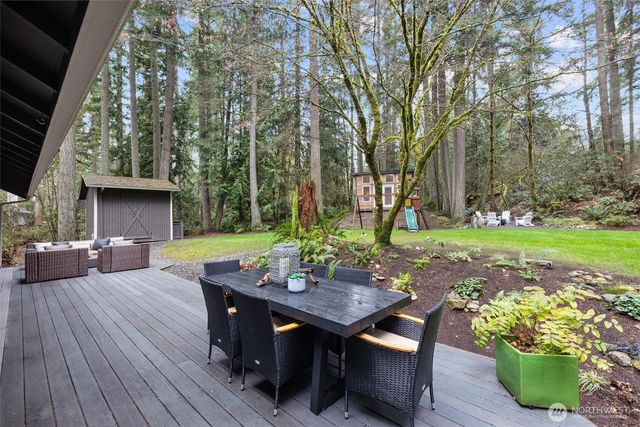 22904 NE 51st St, Redmond, WA 98053