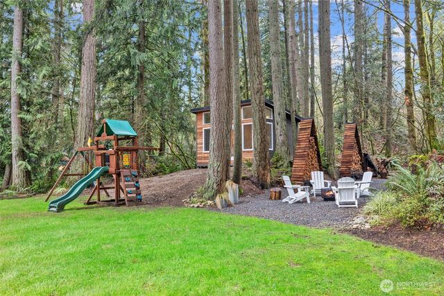 22904 NE 51st St, Redmond, WA 98053