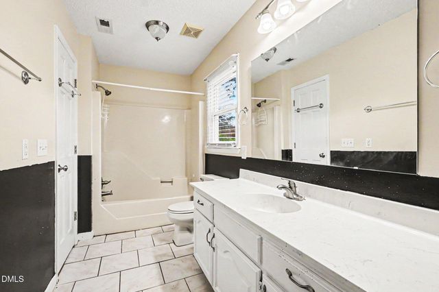 43 Wyoming Court, Spring Lake, NC 28390