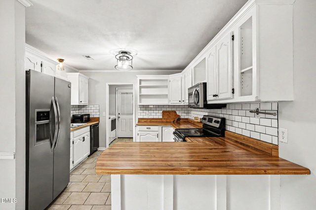 43 Wyoming Court, Spring Lake, NC 28390