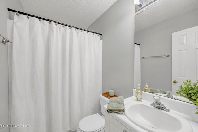 707 Tisbury Lane, Wilmington, NC 28412