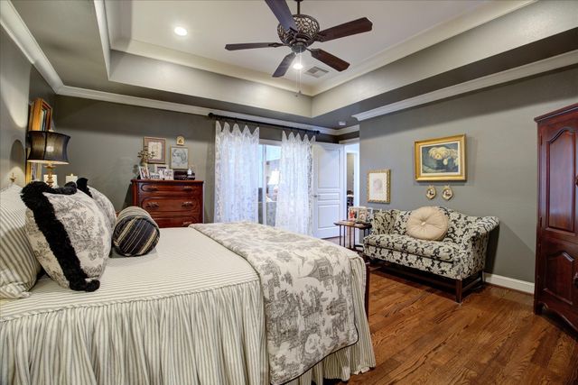 4053 Breakwood Drive, Houston, TX 77025