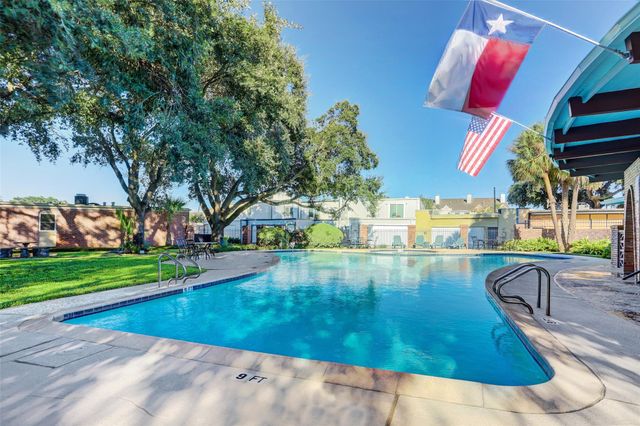 4053 Breakwood Drive, Houston, TX 77025