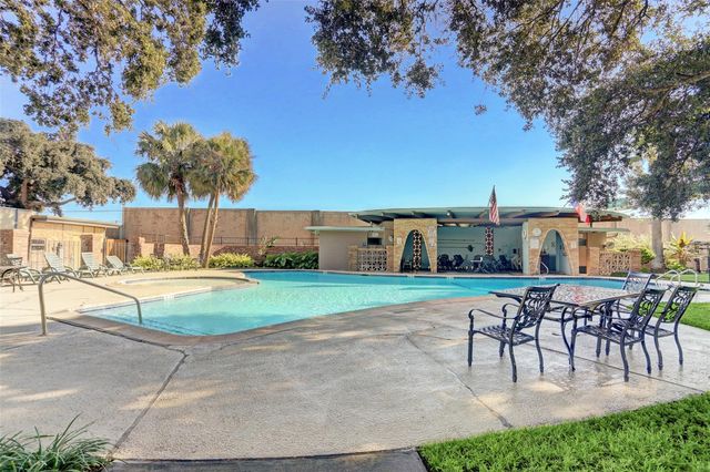 4053 Breakwood Drive, Houston, TX 77025