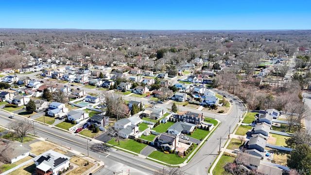 67 College Road, Selden, NY 11784