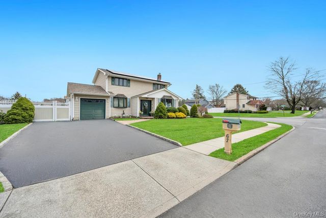 67 College Road, Selden, NY 11784