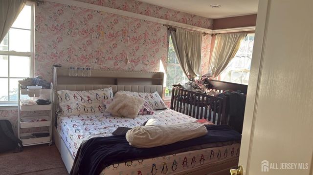 72 Heatherwood Drive, North Brunswick, NJ 08902