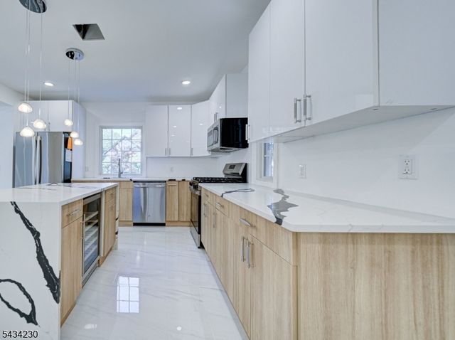 217 Heywood Ave, City Of Orange Twp., NJ 07050