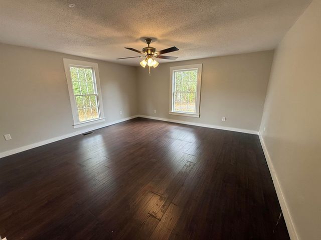 106 ADAMS ST, Bethel Springs, TN 38315