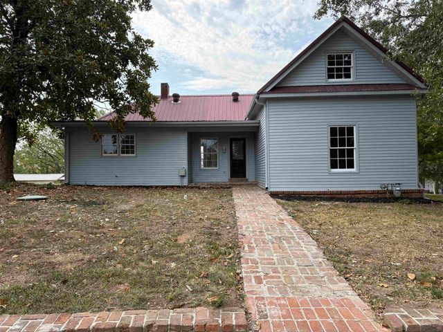 106 ADAMS ST, Bethel Springs, TN 38315