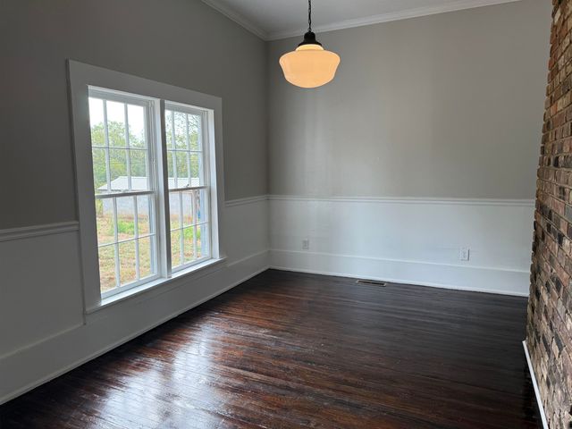 106 ADAMS ST, Bethel Springs, TN 38315