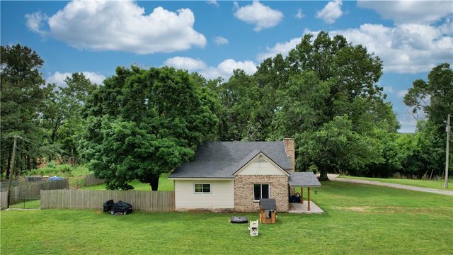 2711 Aspen Lane, Rogers, AR 72758