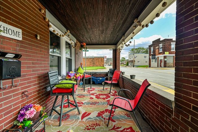 115 Brinton Ave, Trafford, PA 15085
