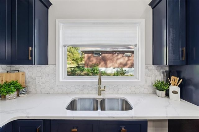3682 Daisy Drive, Decatur, GA 30032