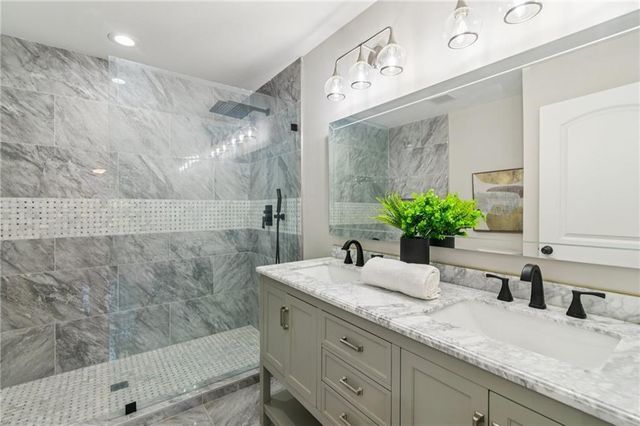 3682 Daisy Drive, Decatur, GA 30032
