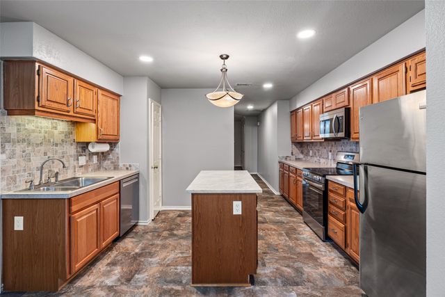 5845 Westhaven Drive B, Fort Worth, TX 76132