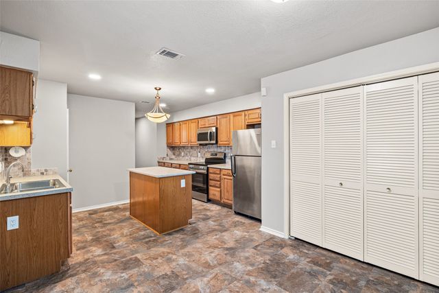 5845 Westhaven Drive B, Fort Worth, TX 76132