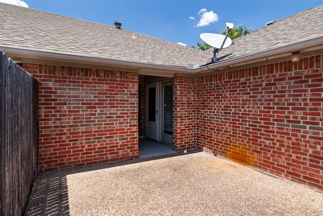 5845 Westhaven Drive B, Fort Worth, TX 76132