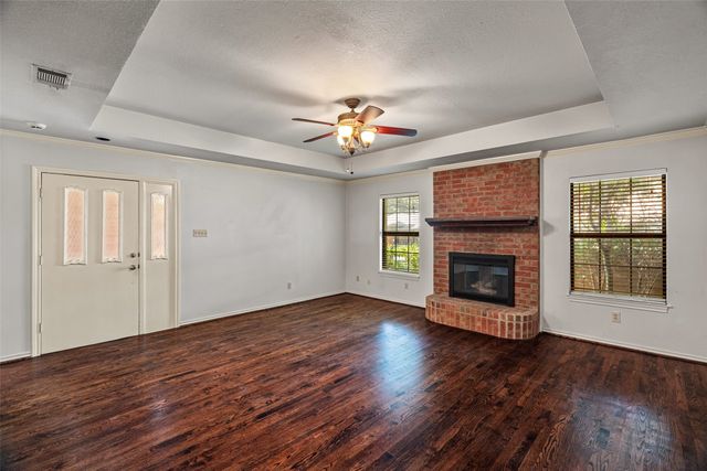 5845 Westhaven Drive B, Fort Worth, TX 76132