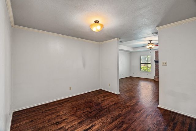 5845 Westhaven Drive B, Fort Worth, TX 76132