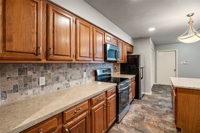 5845 Westhaven Drive B, Fort Worth, TX 76132