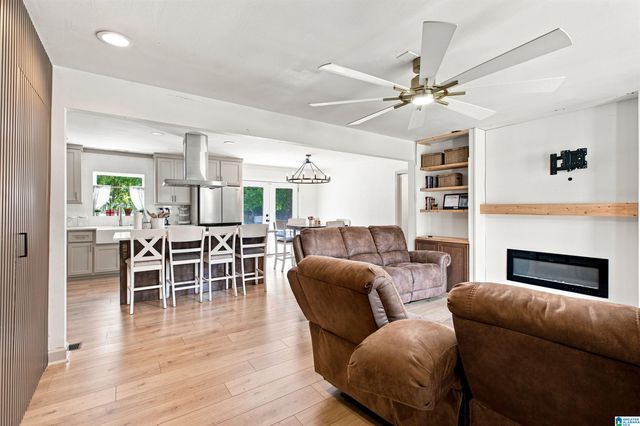 1801 E 20TH AVENUE, Tuscaloosa, AL 35404