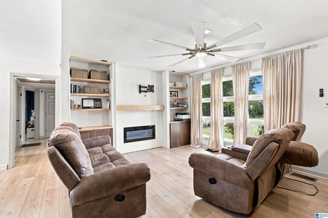 1801 E 20TH AVENUE, Tuscaloosa, AL 35404