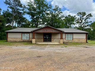 166 Ms-35, Walnut Grove, MS 39189
