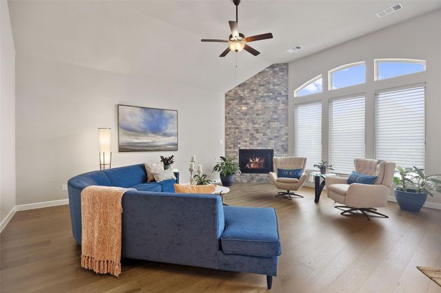 1906 Galenda Drive, Mclendon Chisholm, TX 75032