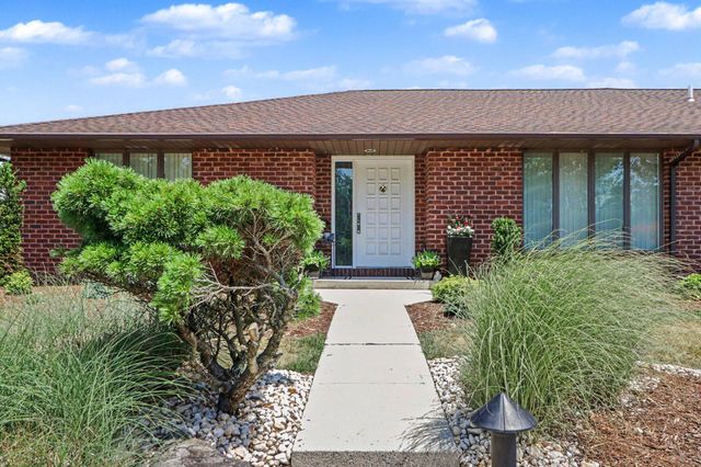 3813 N SARAYO CIR, Harrisburg, PA 17110