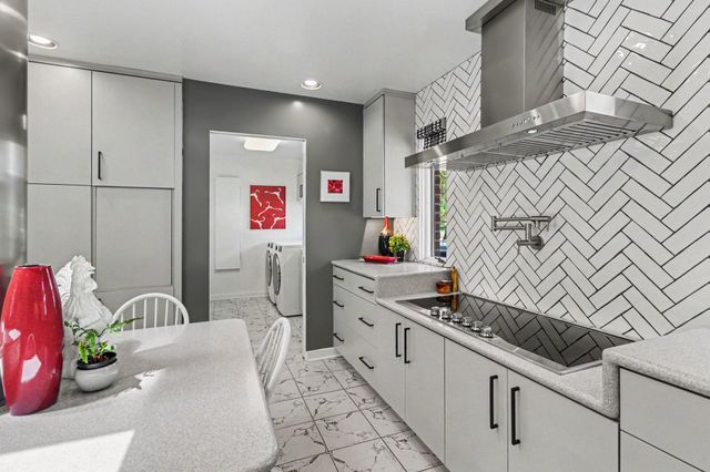 3813 N SARAYO CIR, Harrisburg, PA 17110