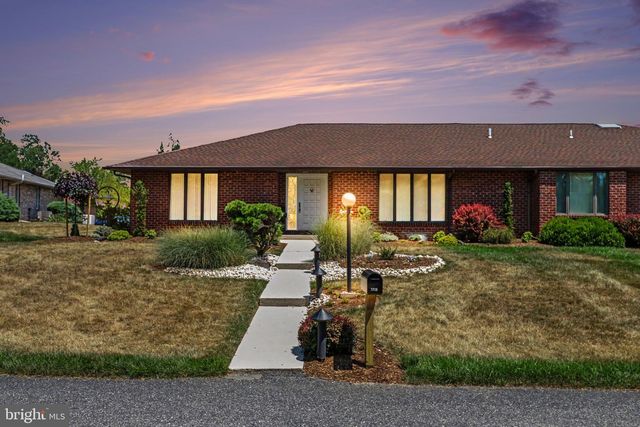 3813 N SARAYO CIR, Harrisburg, PA 17110