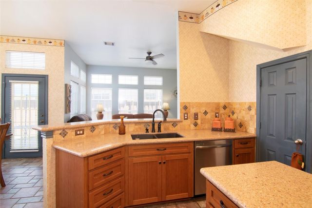 8605 Mill Creek Road, Irving, TX 75063